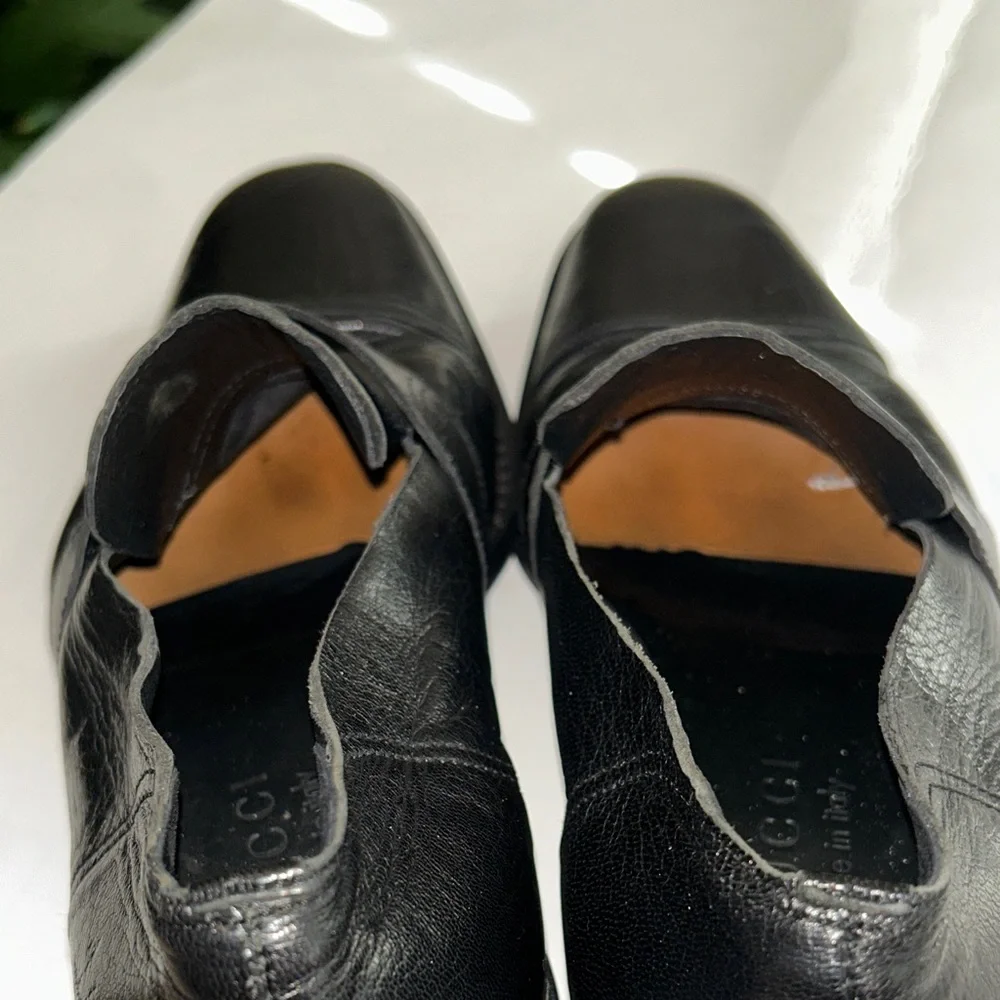 Gucci Black Leather Loafers for Men